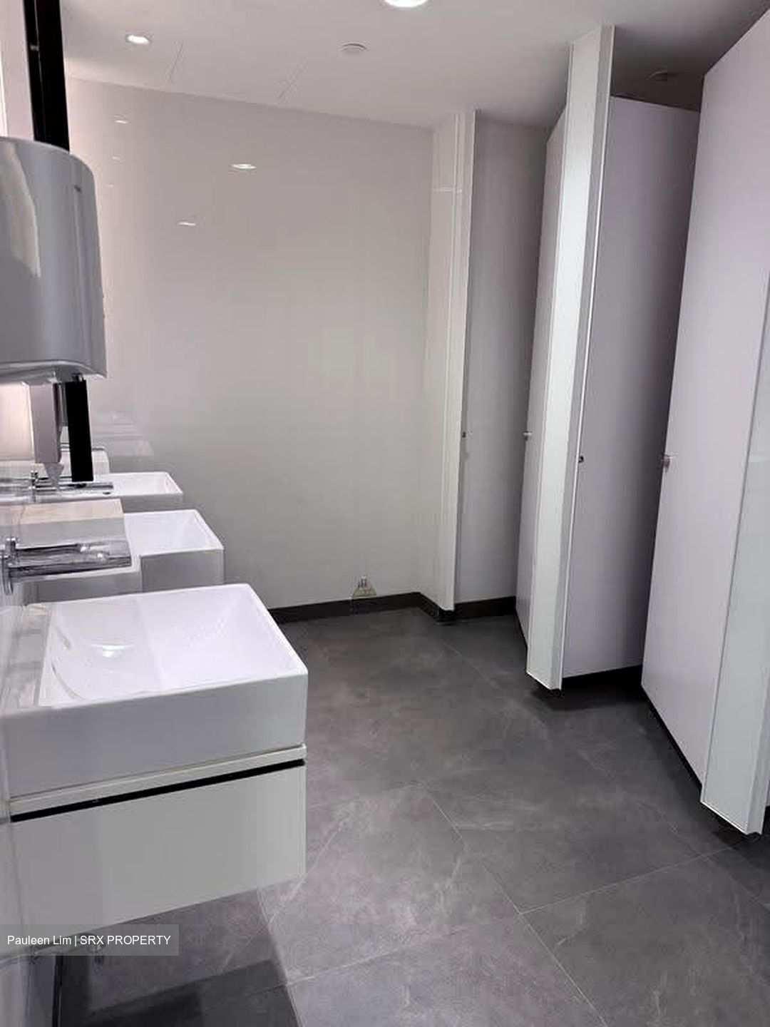 Suntec Tower Three (D1), Office #622563901